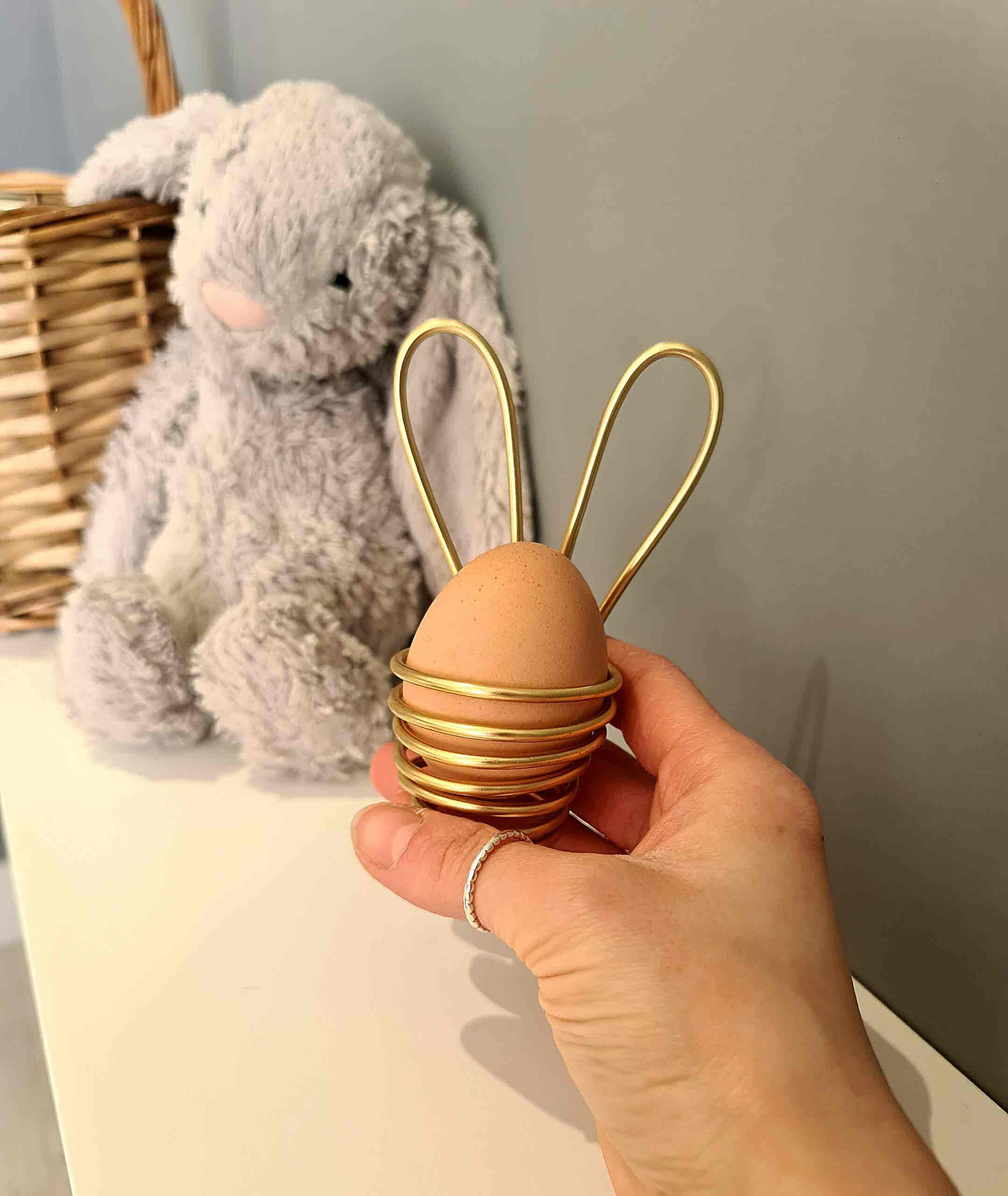 Bunny Egg cup holder - Image 2
